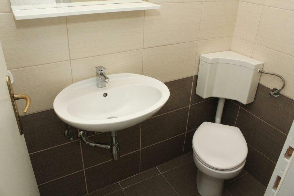 Apartman Morovic Sveti Filip i Jakov Exterior foto