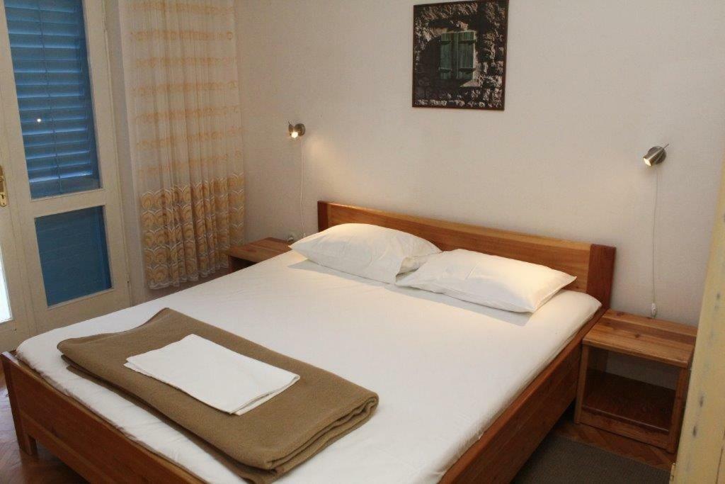 Apartman Morovic Sveti Filip i Jakov Exterior foto