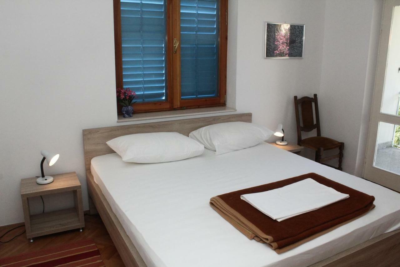 Apartman Morovic Sveti Filip i Jakov Exterior foto