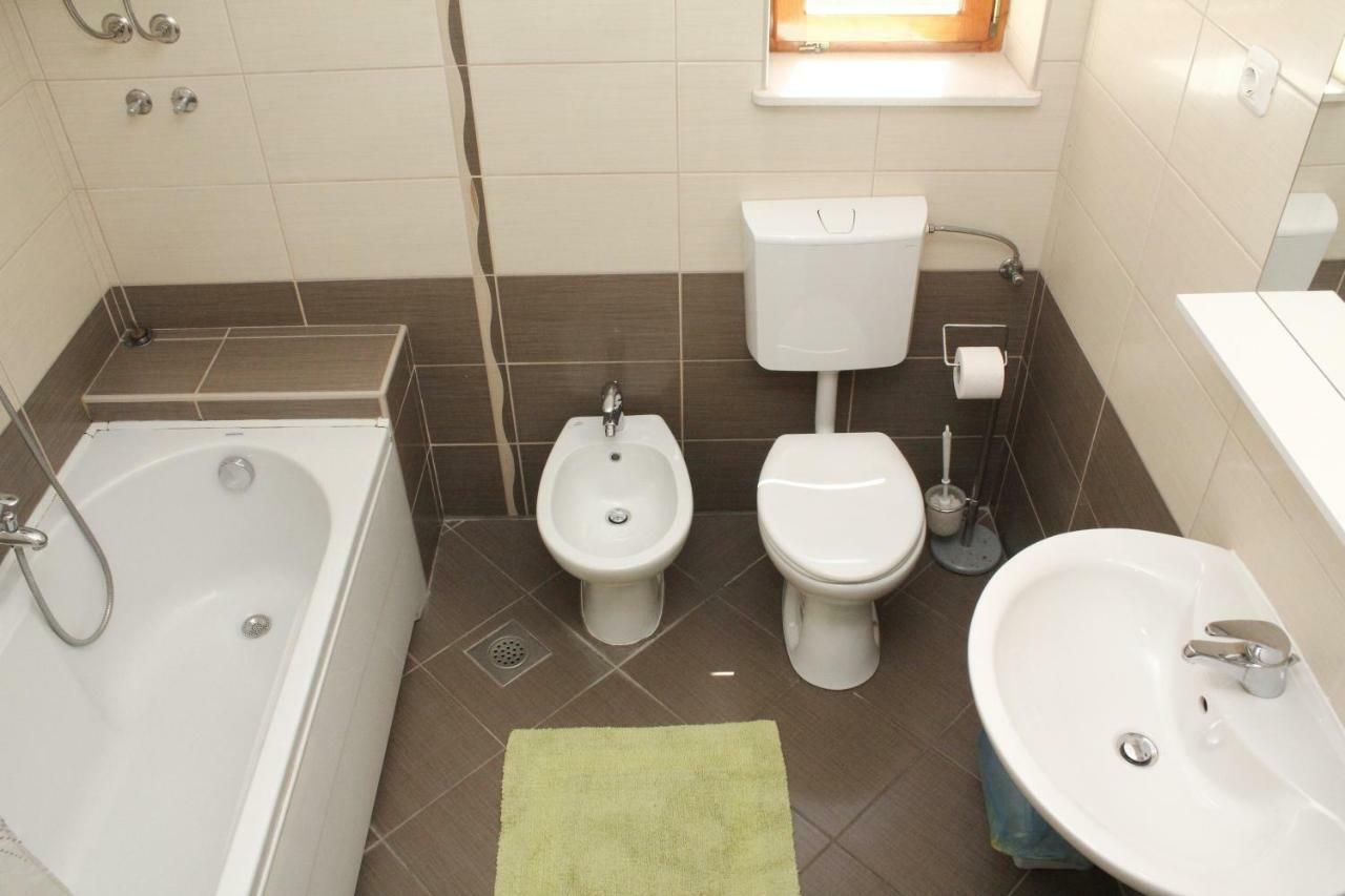 Apartman Morovic Sveti Filip i Jakov Exterior foto