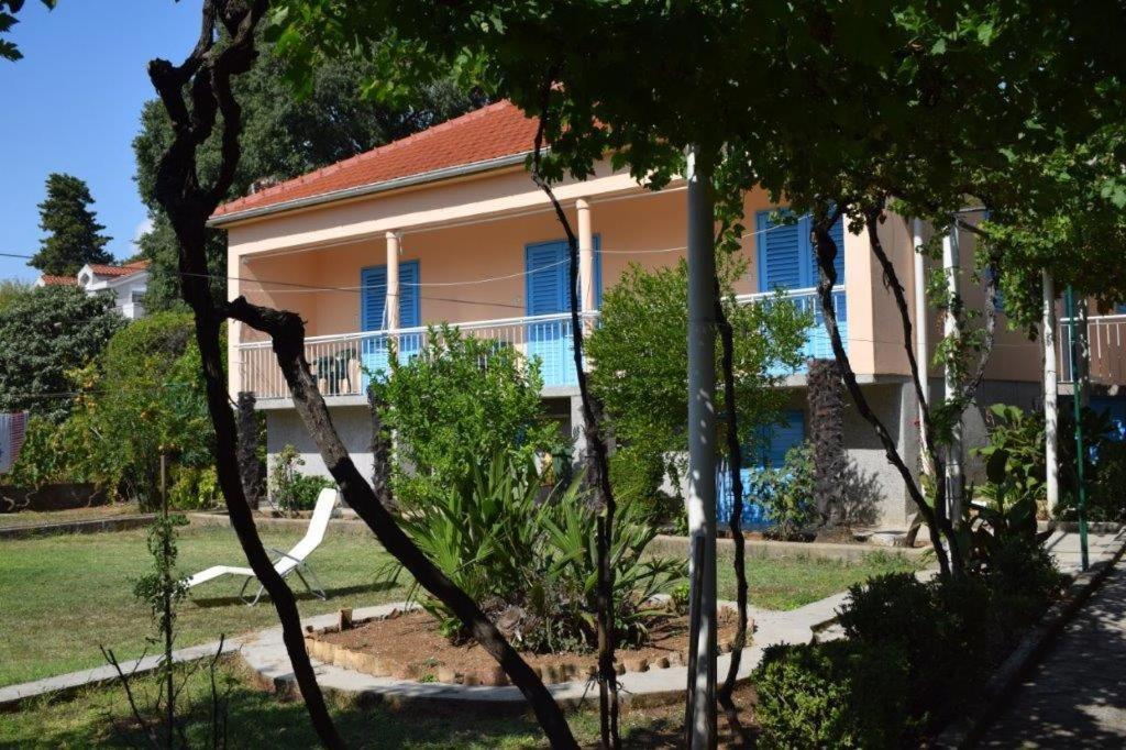 Apartman Morovic Sveti Filip i Jakov Exterior foto